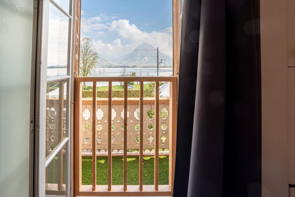 Double Room by Interlaken. Parking Bed and Breakfast in Canton of Bern (Region)