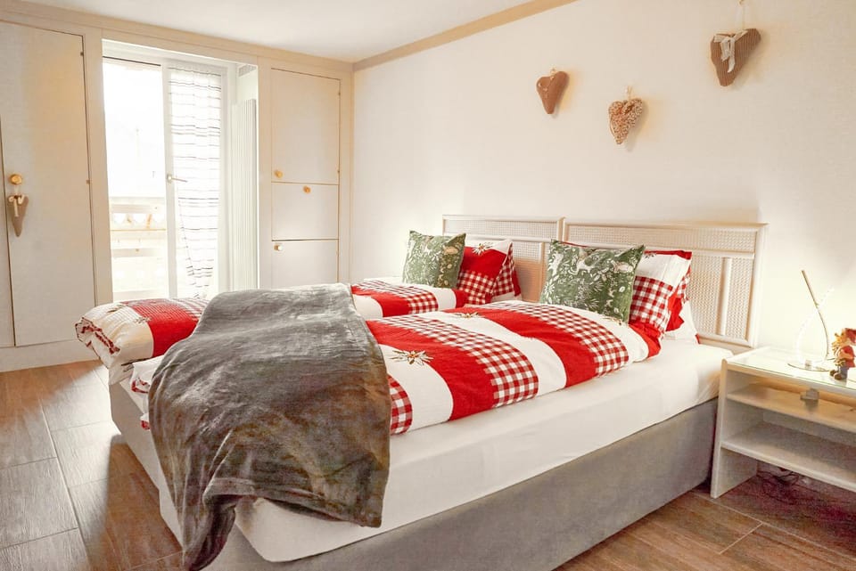 Double Room by Interlaken. Parking Bed and Breakfast in Canton of Bern (Region)