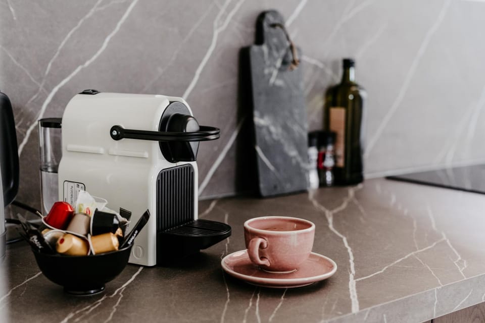 Coffee/tea facilities, Kitchen or kitchenette, Food and drinks