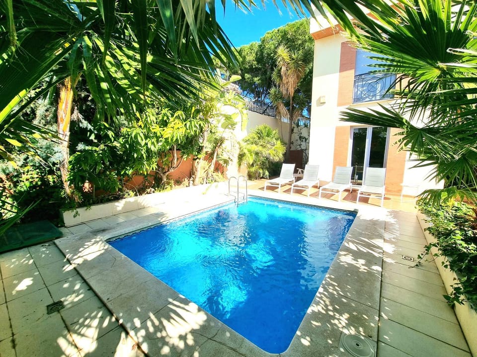 Garden, Swimming pool