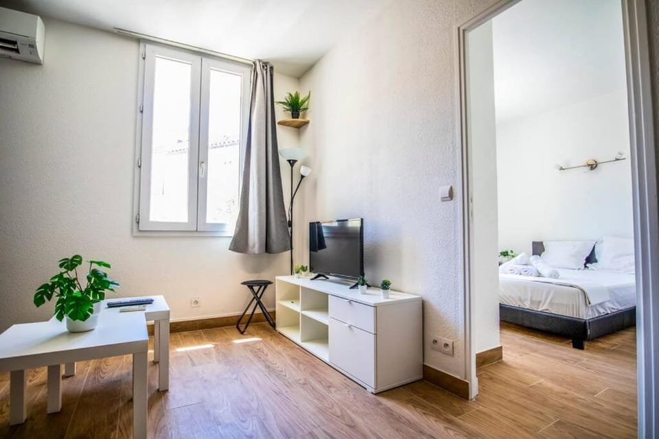 Communal lounge/ TV room, TV and multimedia, hair dresser