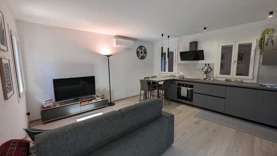 Living room, kitchen