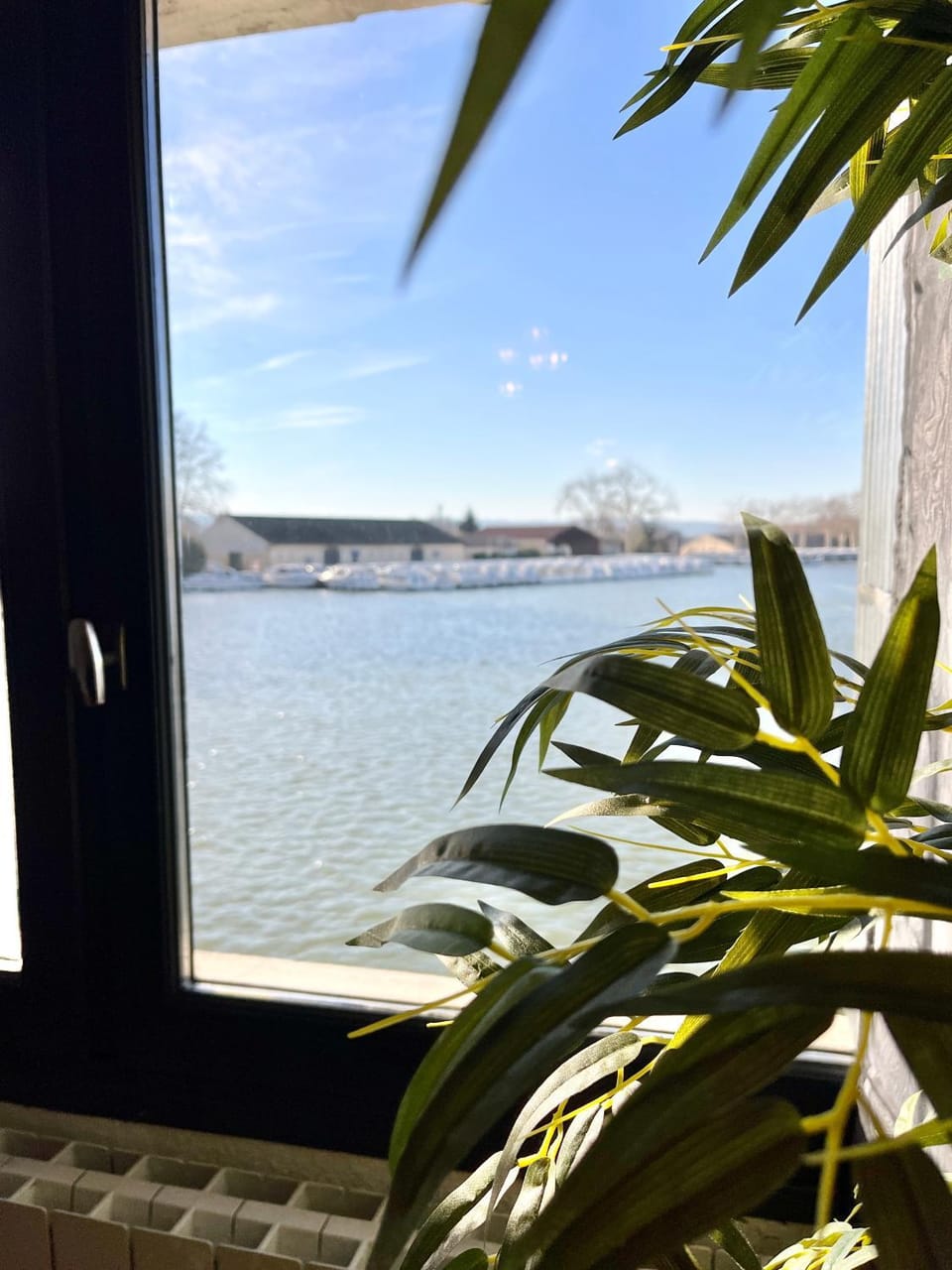 Le bassin - Vue canal du midi avec climatisation et garage Apartment in Castelnaudary