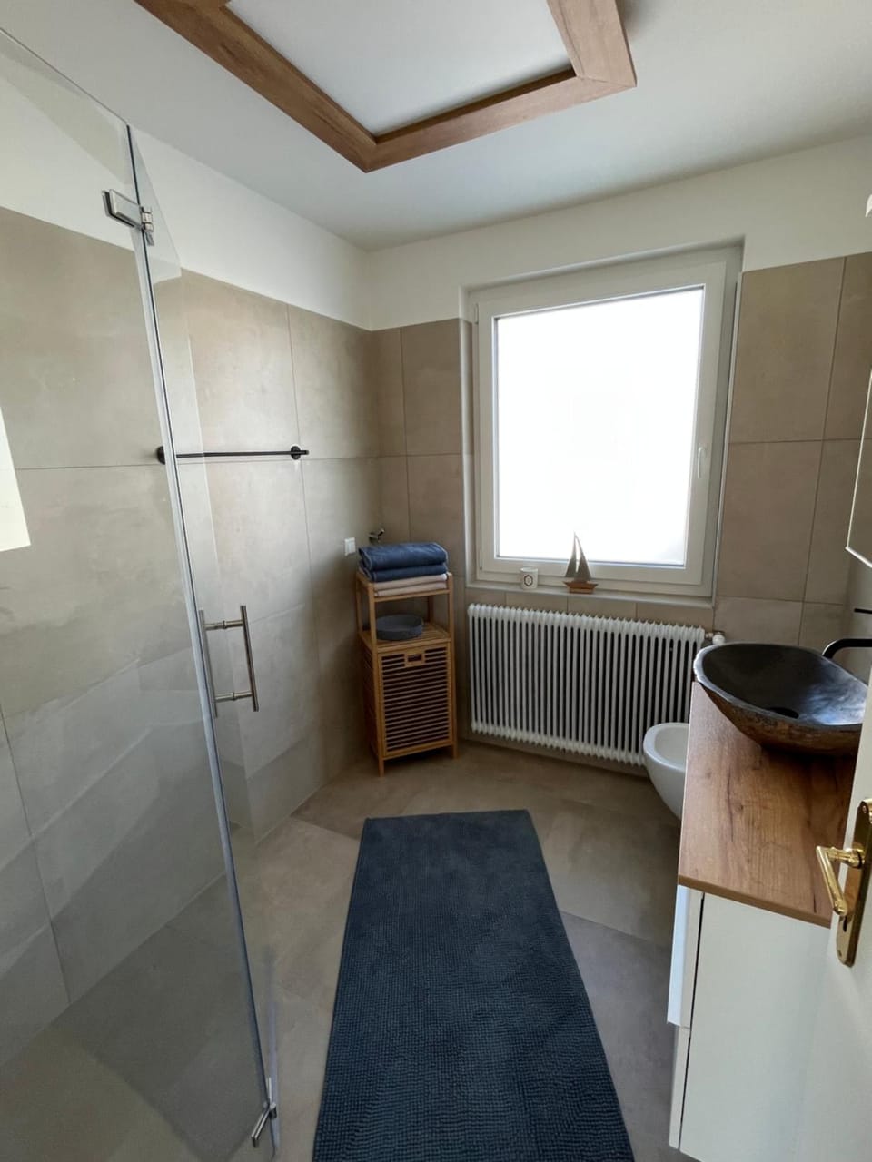 Shower, Bathroom, bidet
