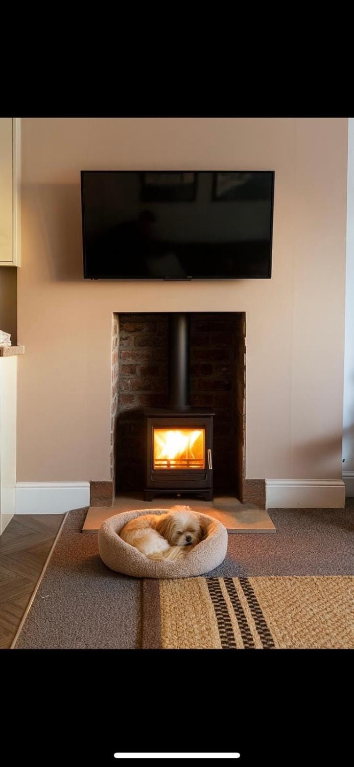 Sea view Apartment Sandy Toes and Salty Kisses Sleeps upto 4 Apartment in Cleethorpes