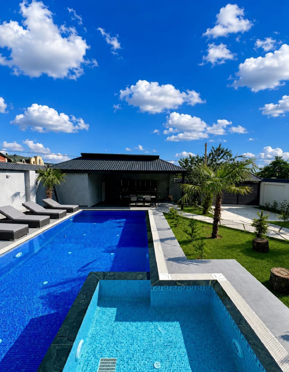 Day, Pool view, Swimming pool, Swimming pool, sunbed