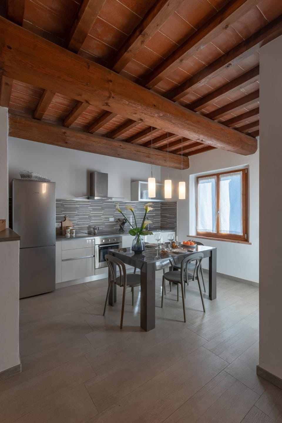 Kitchen or kitchenette, Dining area, pet friendly, stove