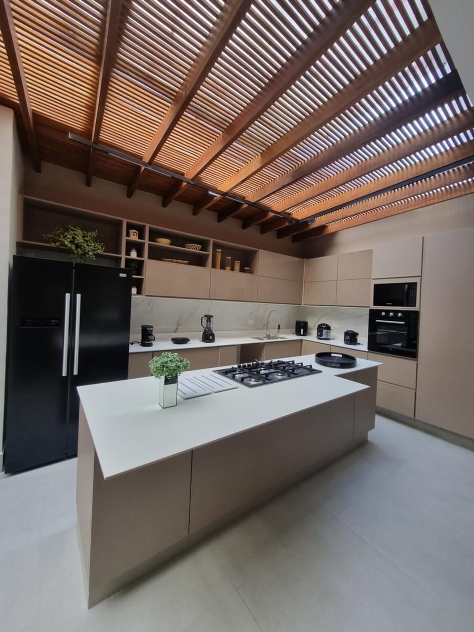 Kitchen or kitchenette, minibar, pet friendly, stove