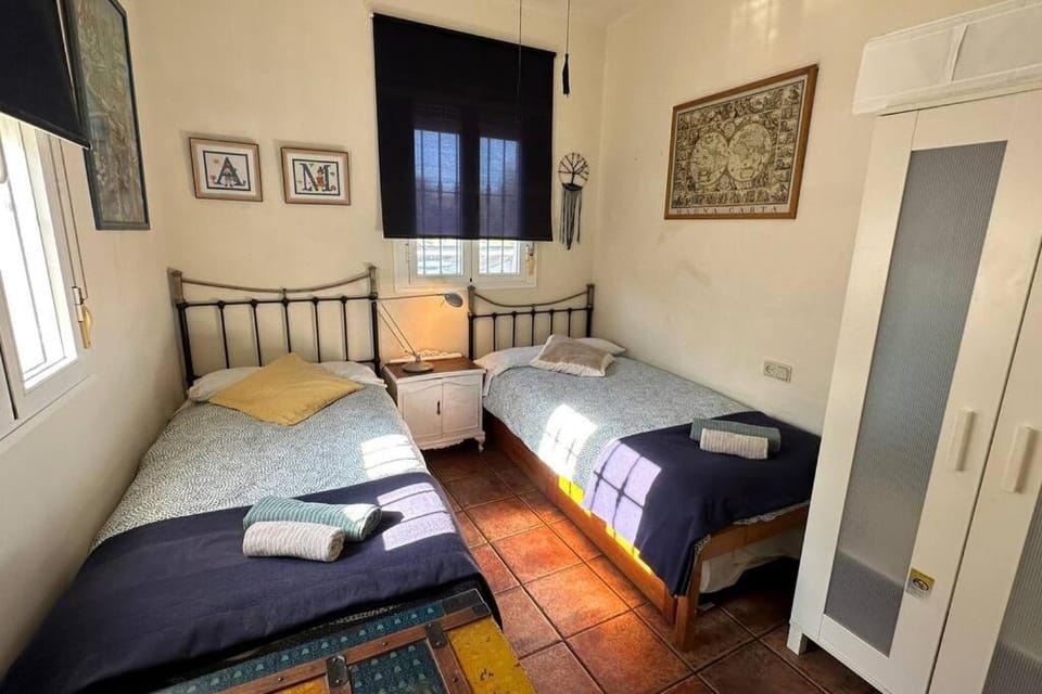 Bed, Photo of the whole room, Bedroom, towels, wardrobe