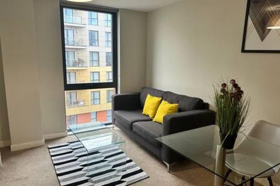 Modern 1 Bed Apartment Central Manchester Sleeps 2 Apartment in Salford