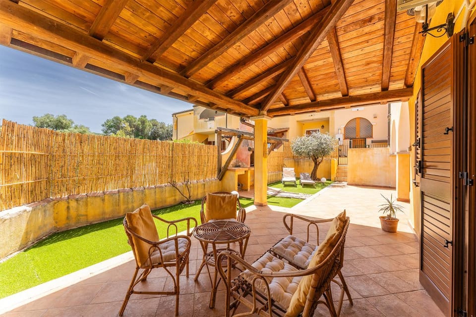 Patio, Spring, View (from property/room), Balcony/Terrace, Dining area, Garden view, sunbed