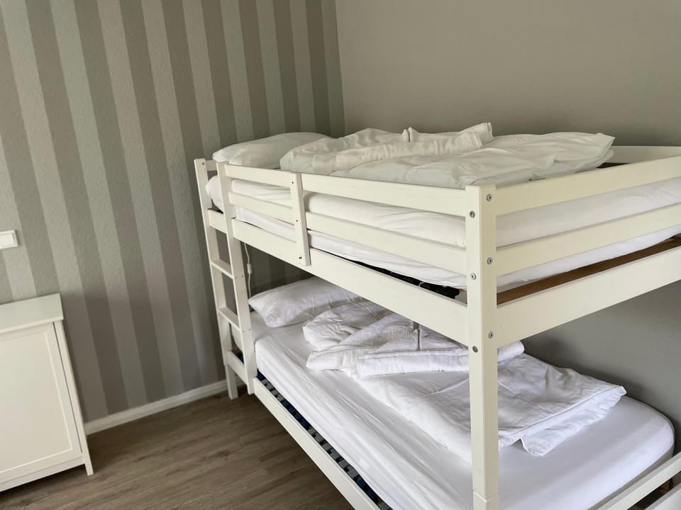 Bed, Photo of the whole room, Bedroom, bunk bed
