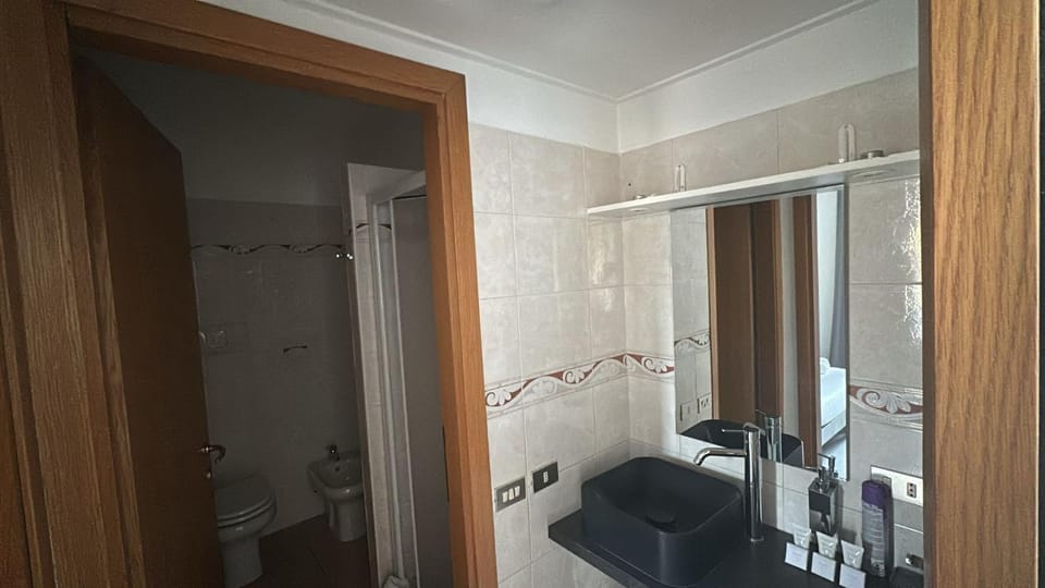 Lovely apartment near Centrale Apartment in Milan