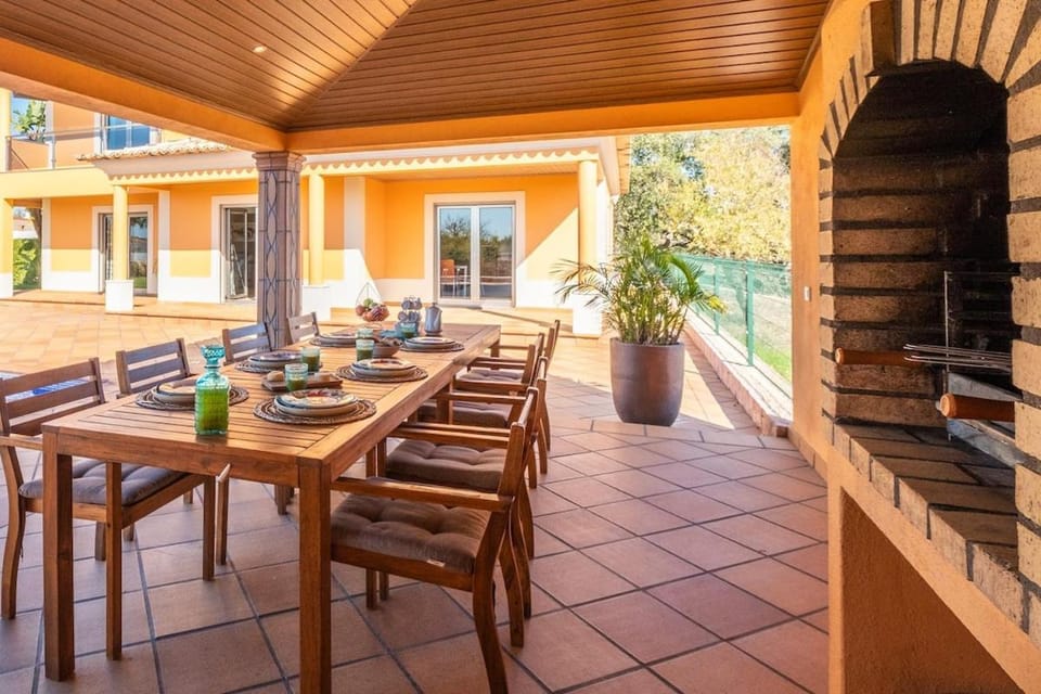 Off site, Balcony/Terrace, Dining area
