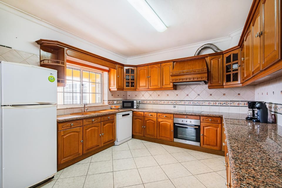 Coffee/tea facilities, Communal kitchen