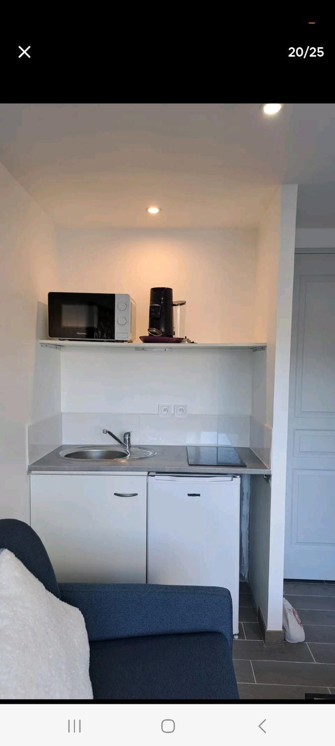 STUDIO tout équipé avec parking ISLE SUR LA SORGUE Apartment in L'Isle-sur-la-Sorgue