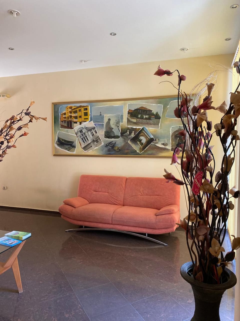Семеен Хотел Апарт Hotel in Pomorie