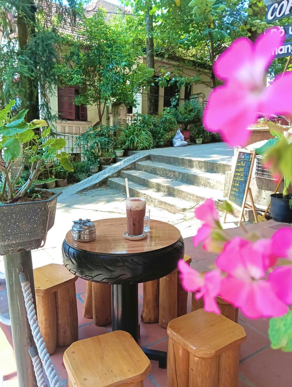 Patio, Natural landscape, Coffee/tea facilities