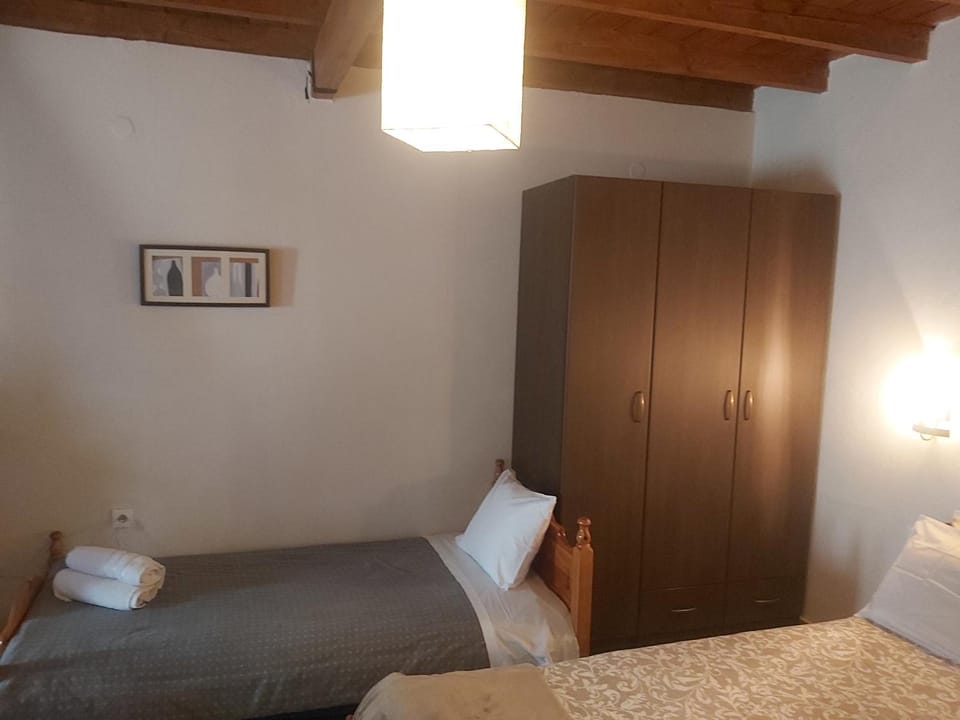 Παραδοσιακός Πέτρινος Ξενώνας Τιτνάτα Bed and Breakfast in Pieria, Greece