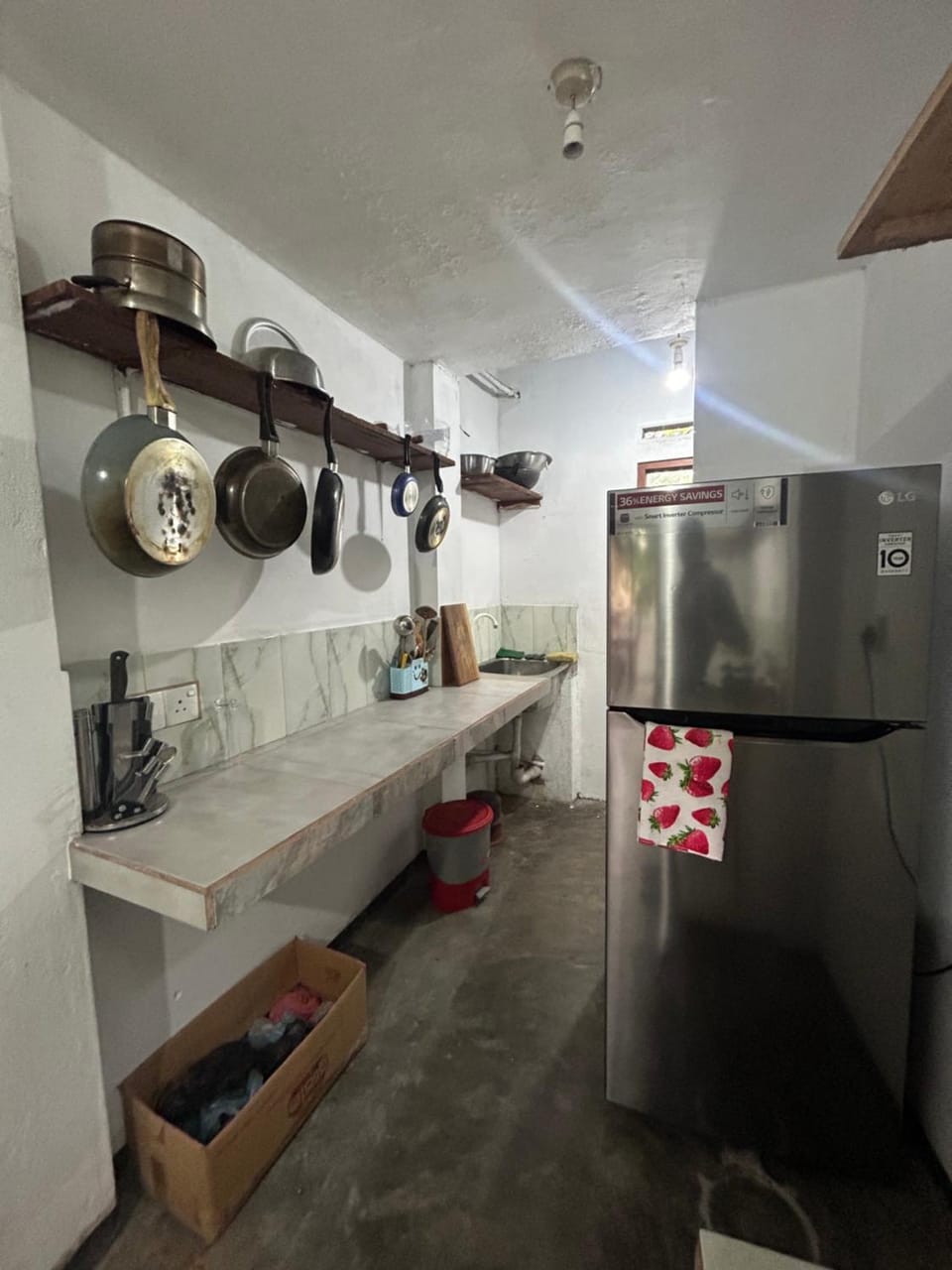 Kitchen or kitchenette
