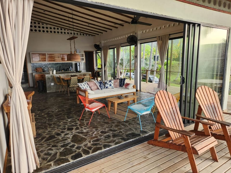 Living room, Lounge or bar