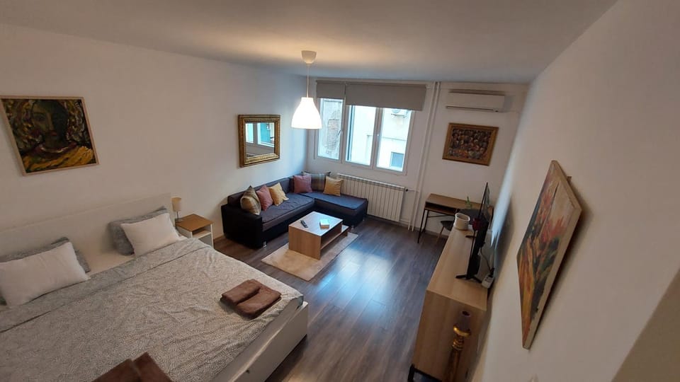 Living room, Bedroom