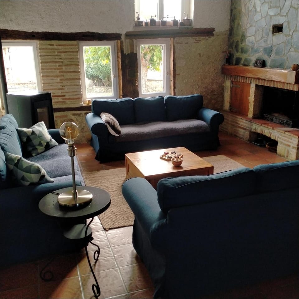Communal lounge/ TV room, Living room, Internal: Not applicable to any particular room