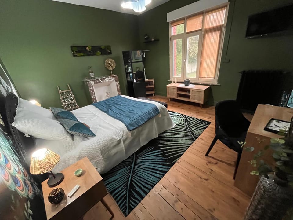 Photo of the whole room, Garden view, Internal: Not applicable to any particular room