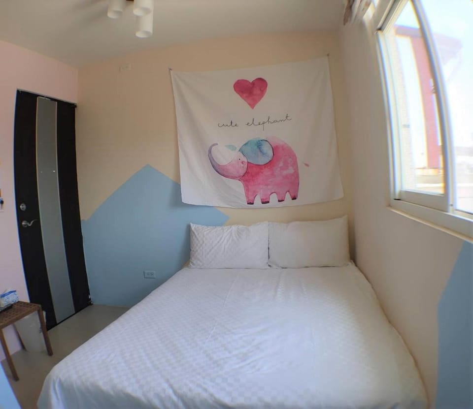 萩閣民宿Sara's House走路可到夜市近市區好停車 Bed and Breakfast in Taiwan, Province of China