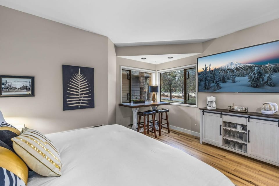 MBV501B House in Bend