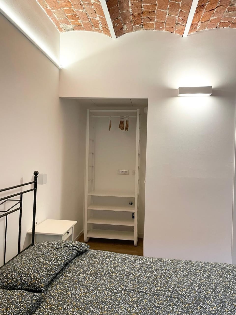 Navigli's Nest - Close to the metro and train Apartment in Milan
