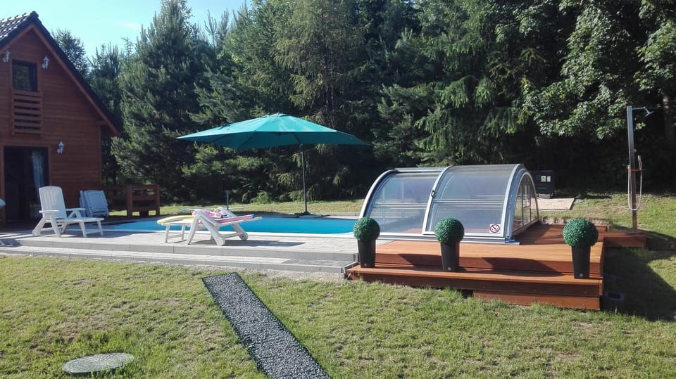 Domek Bagienice z basenem House in Poland