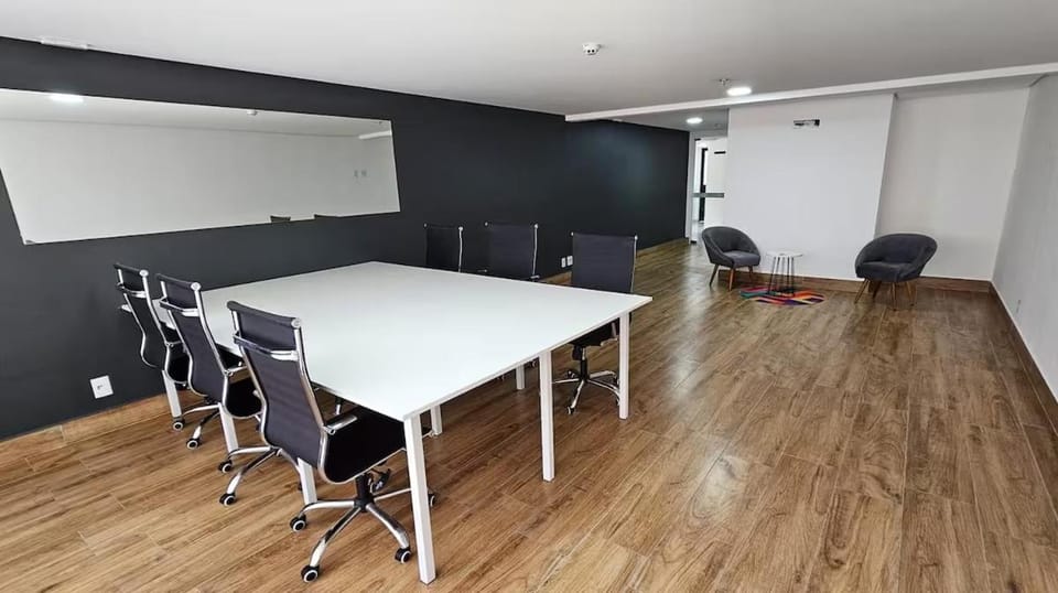TV and multimedia, Seating area