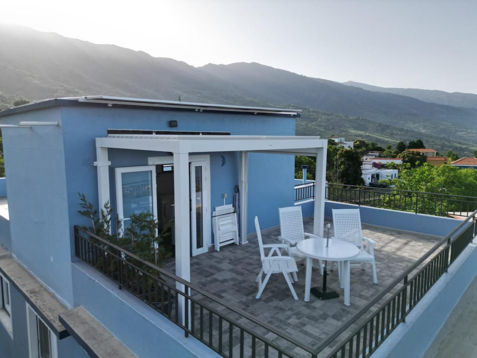 Solarium, Balcony/Terrace, Mountain view