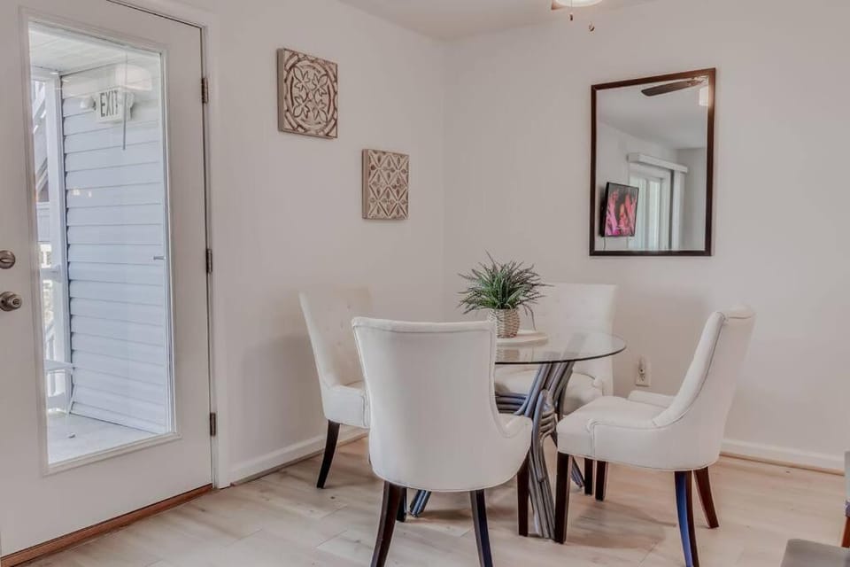 New Bethany Ocean View Condo by the sea 2nd of 2 Apartment in Sussex County