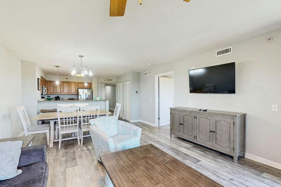 Tilghman Condos #1217 House in North Myrtle Beach