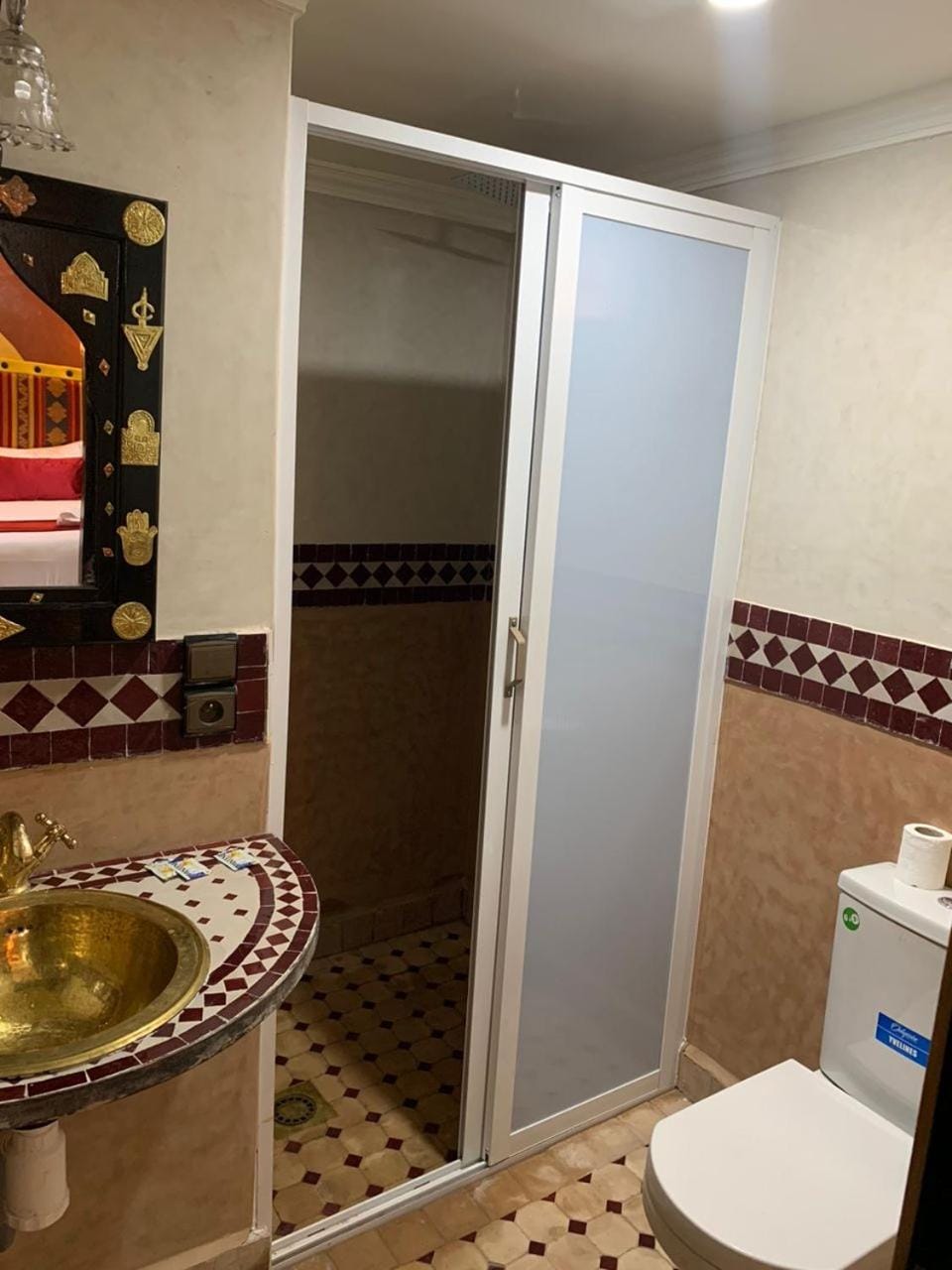 Shower, Toilet, Bathroom