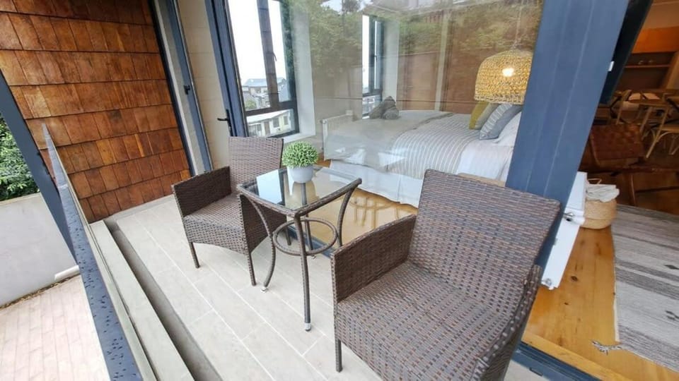 View (from property/room), Balcony/Terrace