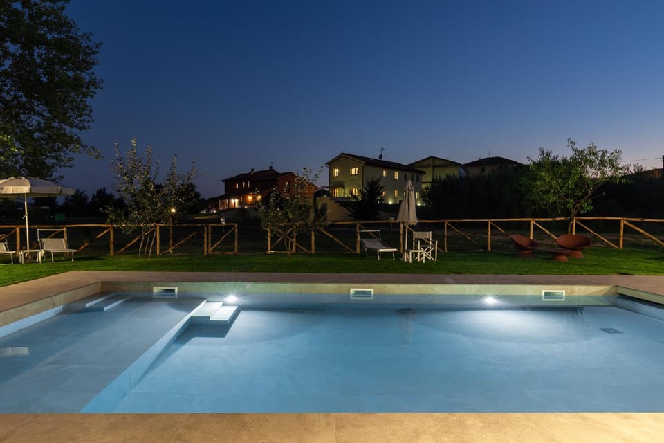 Night, Swimming pool
