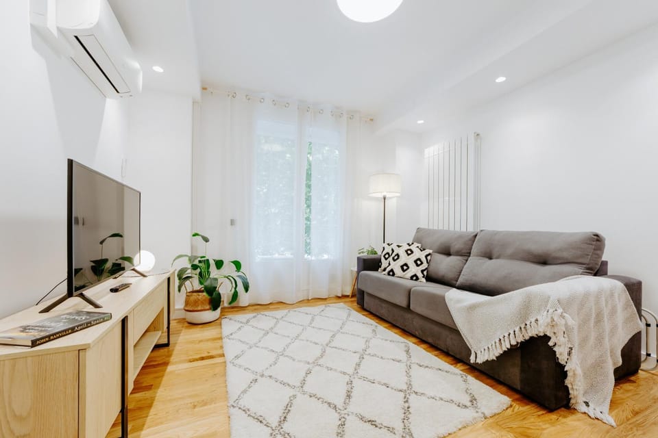 TV and multimedia, Living room, Bedroom, air conditioner