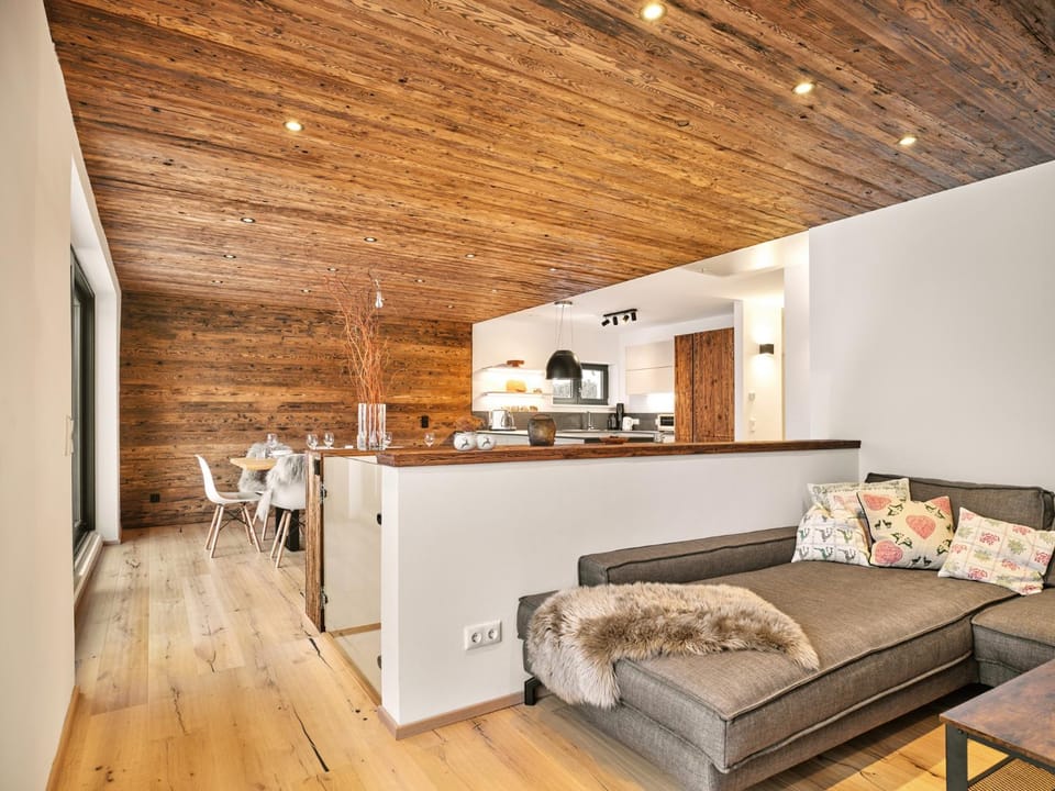 The Mountain Hideaway 211 by AA Holiday Homes SKI IN SKI Out Die Tauplitz Apartment in Upper Austria