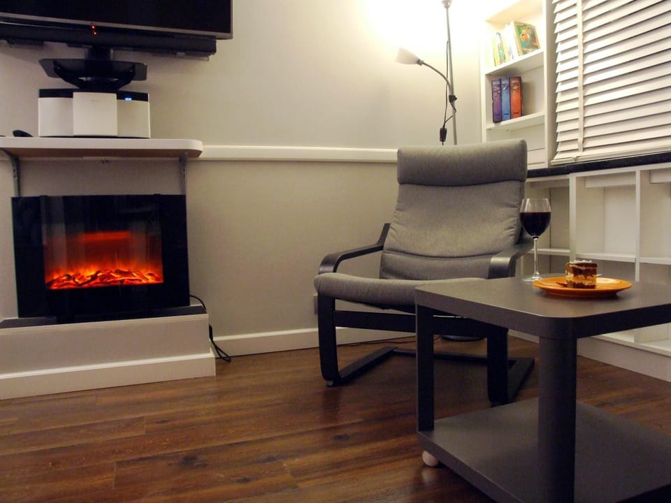 Living room, Seating area, flat iron