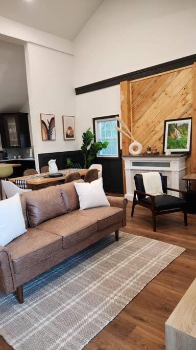 Town-Center Sanctuary:Cozy 3BD for Relocation House in South Carolina
