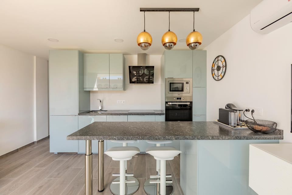 Chic & Stylish near Yumbo Apartment in Maspalomas