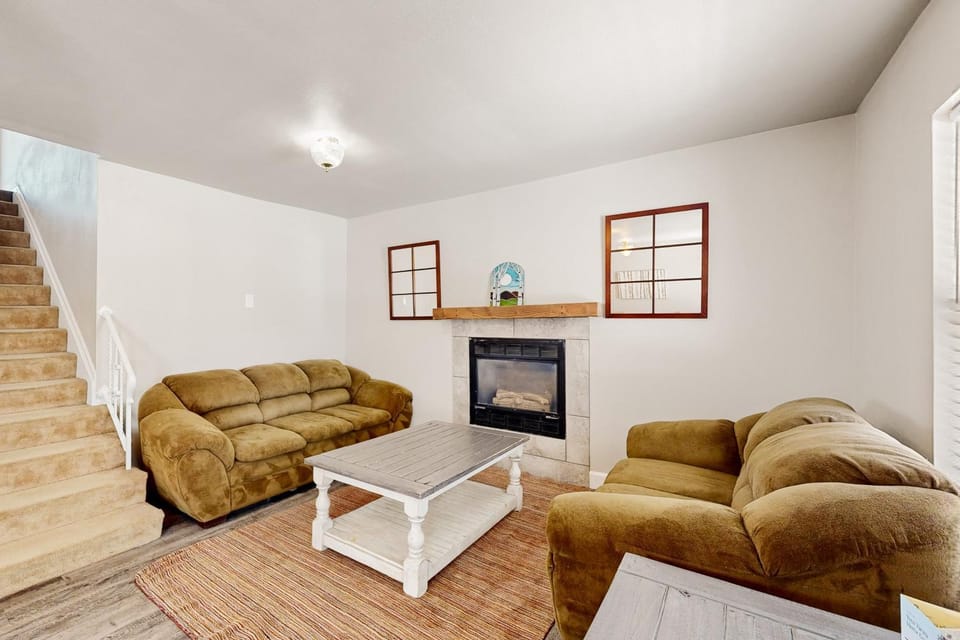Sunflower Way House in Colorado Springs
