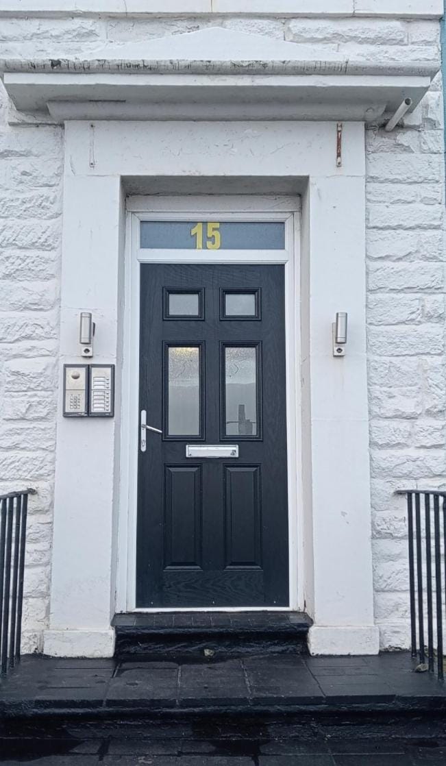 Property building, Facade/entrance
