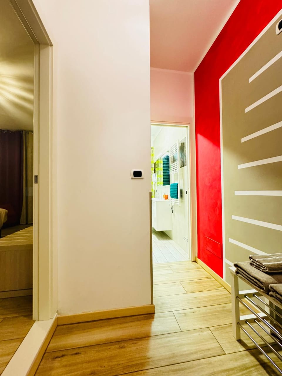 Smart-House-Central-Rent-Rooms-With-Air-Conditioning FREE PARKING Bed and Breakfast in Bergamo