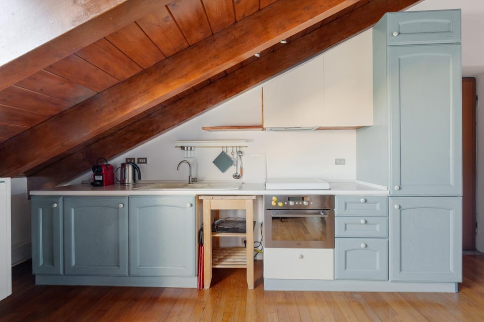Kitchen or kitchenette, pet friendly
