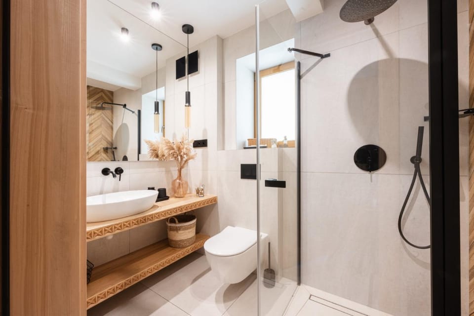 Shower, Bathroom