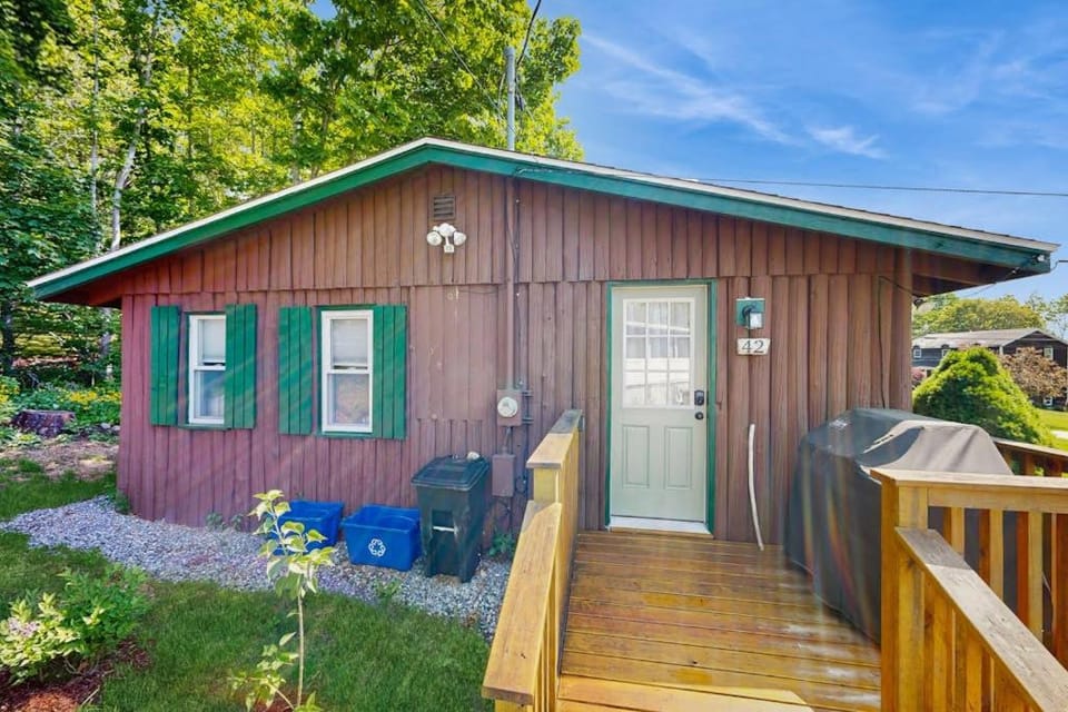 Property building, Day, BBQ facilities, BBQ facilities